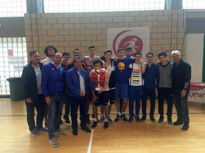 Liceo Medi di Barcellona campione interscolastico 2016