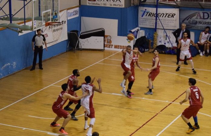 Azione d'attacco del Gruppo Zenith Messina contro Eagles Palermo