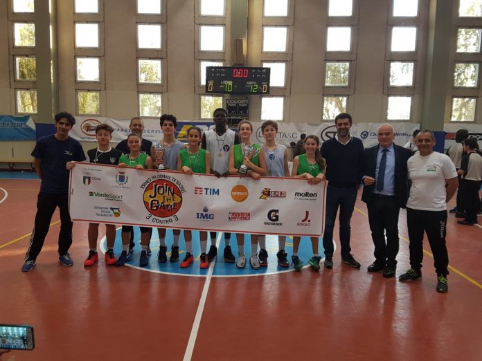 Grande soddisfazione per le finali regionali del Join The Game 2017 a Catania. 52 squadre e pubblico numeroso