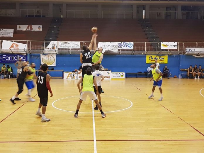 Palla a due Basket School - Vis