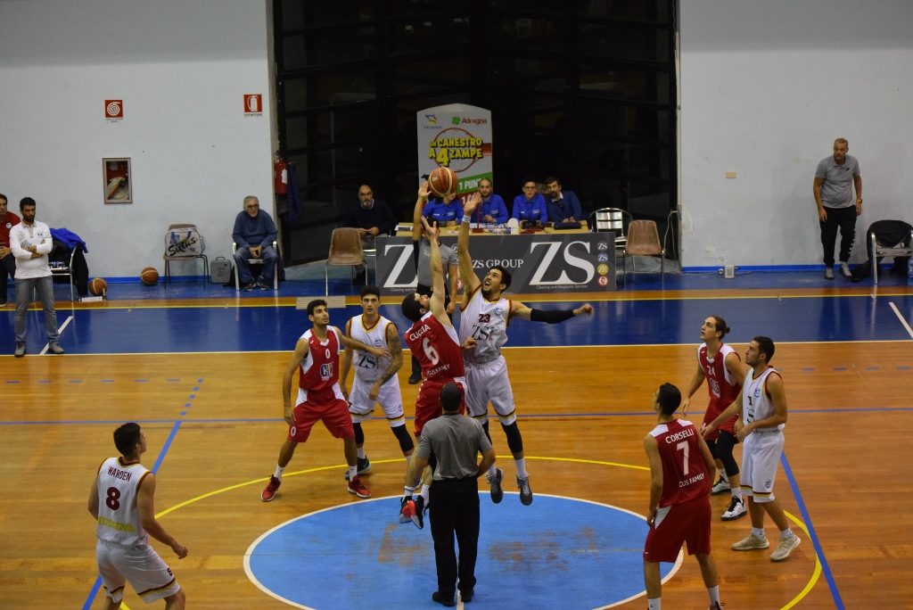 Basket School Messina - CUS Catania Palla al due