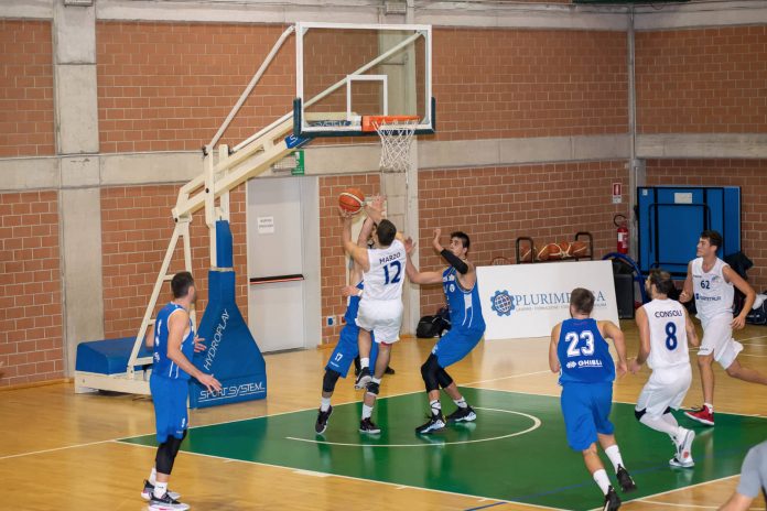 Alberto Marzo in azione contro Ragusa (foto di Gabriele Mazzullo)