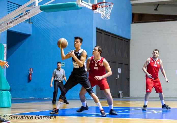 Spanò in azione in Tricenter Amatori Messina - Olimpia Savio Ragusa - photo Garreffa