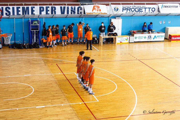 Amatori Basket Messina schierata - photo Salvo Garreffa